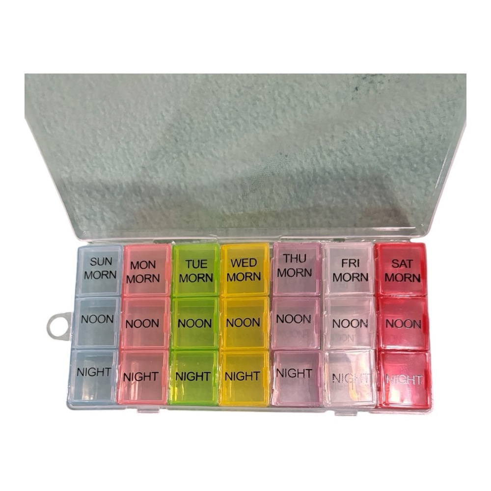 Weekly Pill Organizer, 3-Times-A-Day 7 Day Pill Box Portable - Med/Supplements
